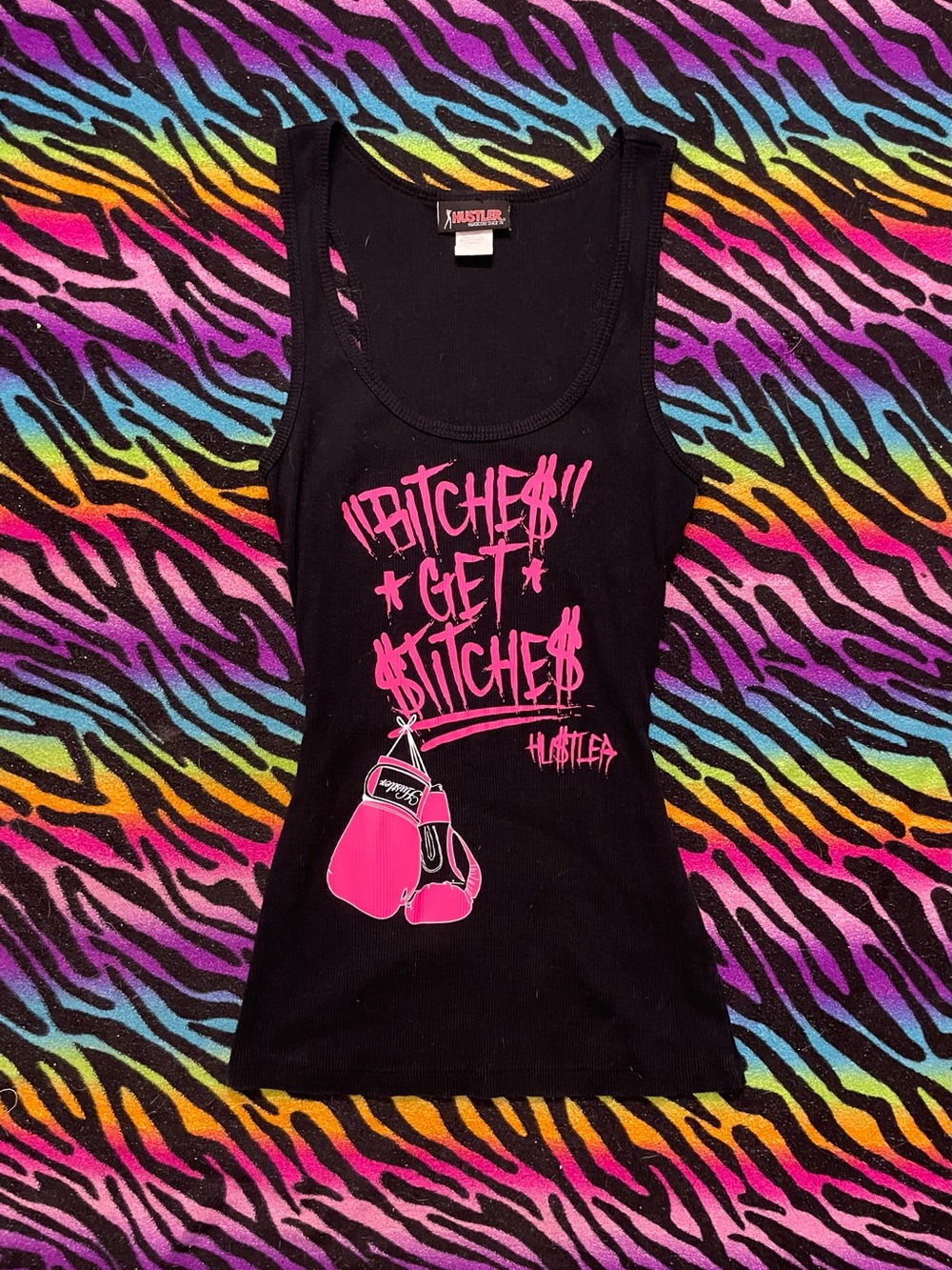Y2k grunge goth rare 2000s Hustler Hollywood “B*TCHES GET $TITCHES” Tank top